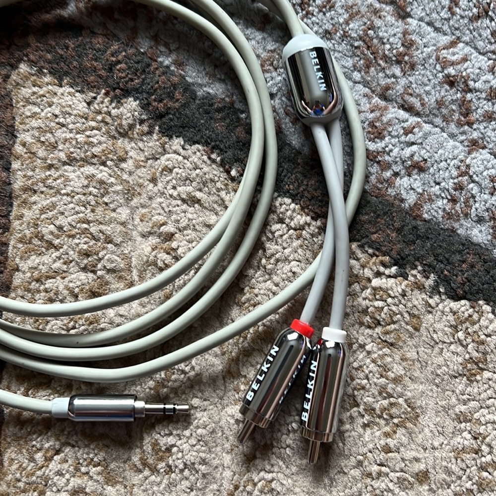 Audio Cable - Picture 2 of 2